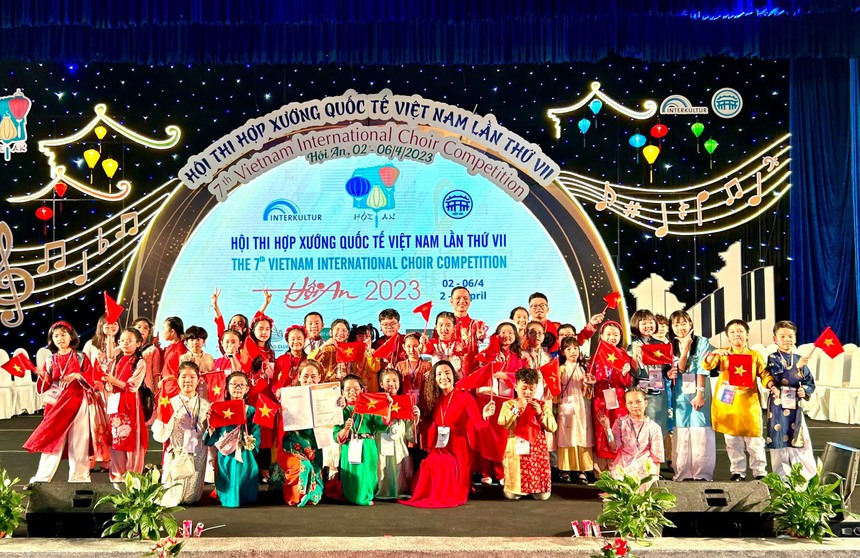 Giải thưởng Thiếu nhi Dế Mèn lần 4 - 2023: Lễ trao giải Dế Mèn - Tết nghệ thuật cho thiếu nhi - Ảnh 1. Giải thưởng Thiếu nhi Dế Mèn lần 4 - 2023: Lễ trao giải Dế Mèn - Tết nghệ thuật cho thiếu nhi - Ảnh 1.