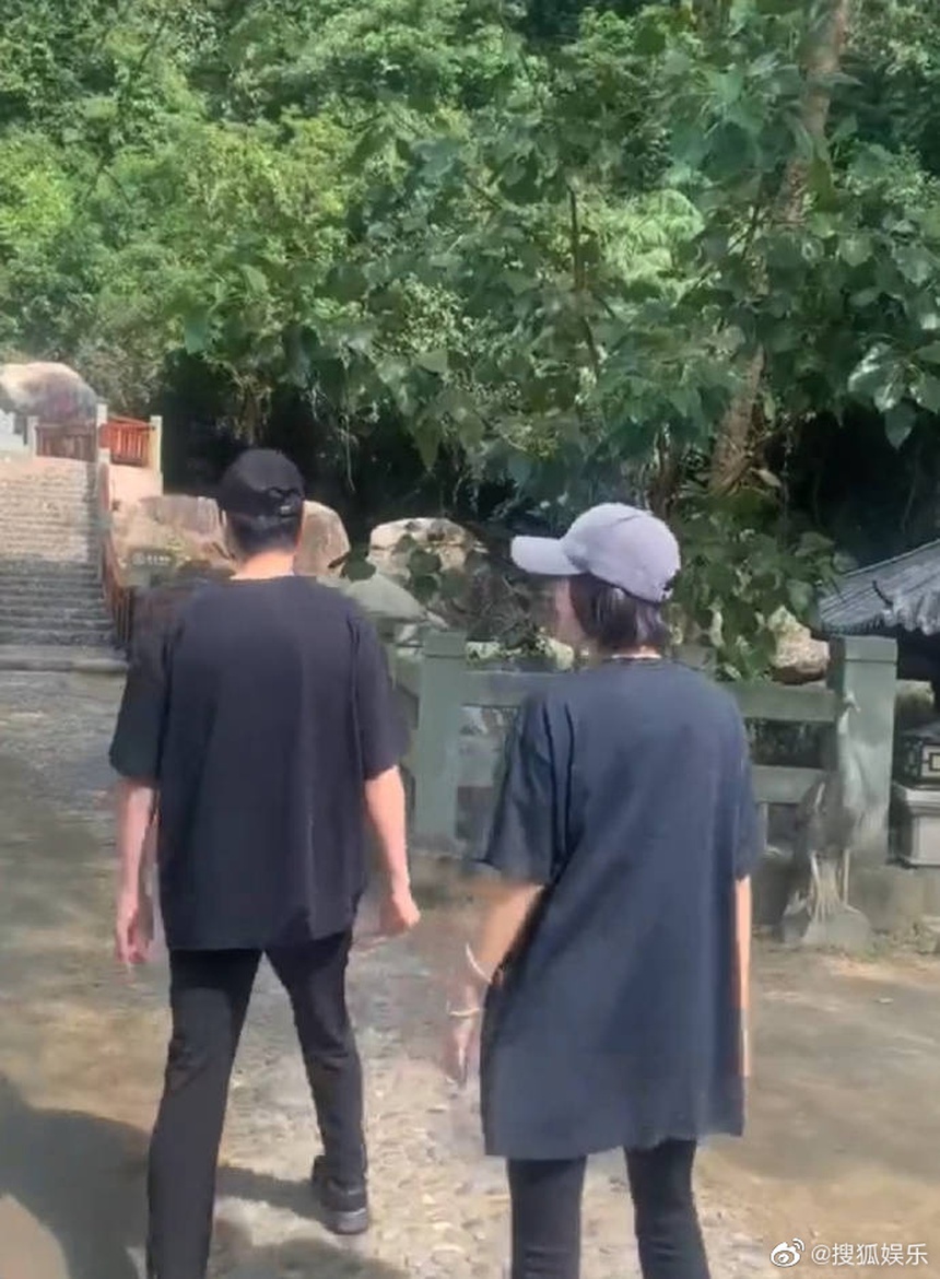 Mỹ nhân “Diên Hy Công Lược” Tần Lam sắp toang với tình cũ Dương Mịch vì hành động phũ phàng như tát nước vào mặt thiếu gia Cbiz - Ảnh 5.