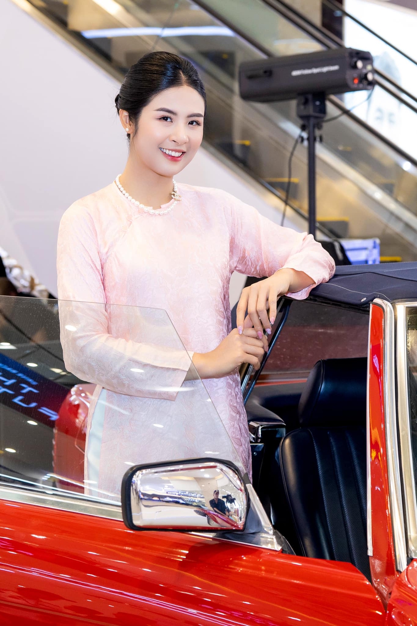 1 Hoa hậu Vbiz liên tục lộ hint và có động thái lạ, nghi vấn có tin vui sau 5 tháng kết hôn?  - Ảnh 4.