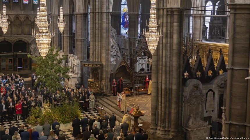 Lễ đăng quang của Vua Charles III được chuẩn bị như thế nào? - Ảnh 3.