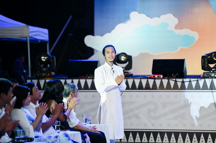 Đạo diễn Huy Lio lên tiếng việc bị "chơi xấu", khiến dự án trị giá hàng chục tỉ gây dựng suốt 3 năm bị đổ bể - Ảnh 2. Đạo diễn Huy Lio lên tiếng việc bị "chơi xấu", khiến dự án trị giá hàng chục tỉ gây dựng suốt 3 năm bị đổ bể - Ảnh 2.