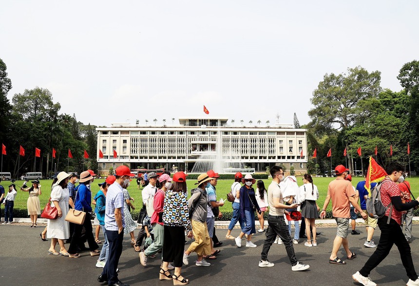 Du lịch 5 ngày nghỉ lễ: đòn bẩy khôi phục thị trường du lịch - Ảnh 2.