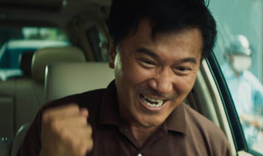 Nam chính là nguồn cơn tai họa của Lật mặt 6: Được Lý Hải làm sinh nhật tại nghĩa trang, U50 vẫn phong độ muốn xỉu  - Ảnh 2.