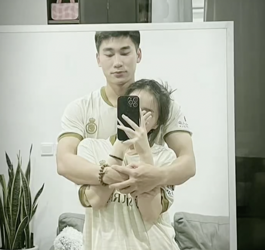 Người hùng SEA Games bức xúc vì bạn gái hot girl bị fan cuồng công kích, muốn tìm gặp bố mẹ anti-fan để nói chuyện - Ảnh 6.