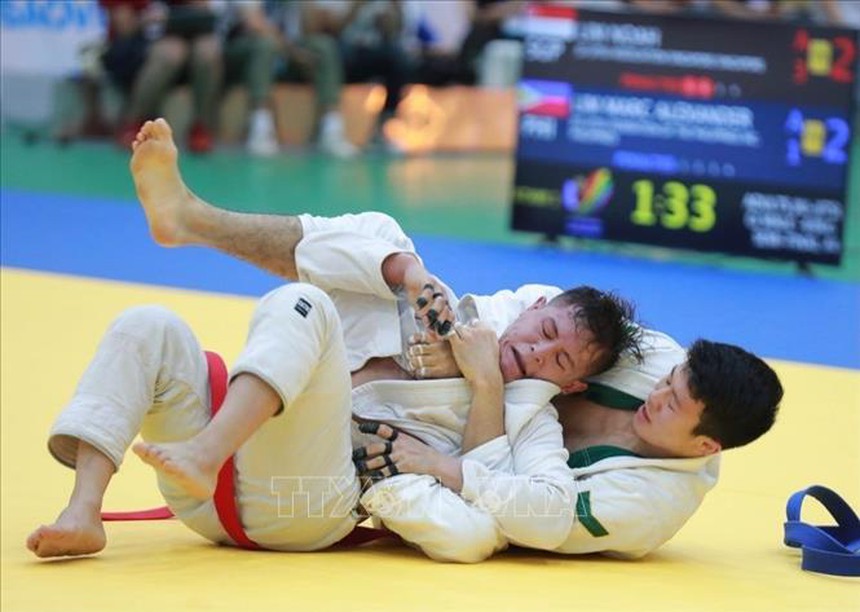 Kết quả võ thuật SEA Games 32: Đoàn thể thao Việt Nam có huy chương ở Jujitsu  - Ảnh 3.
