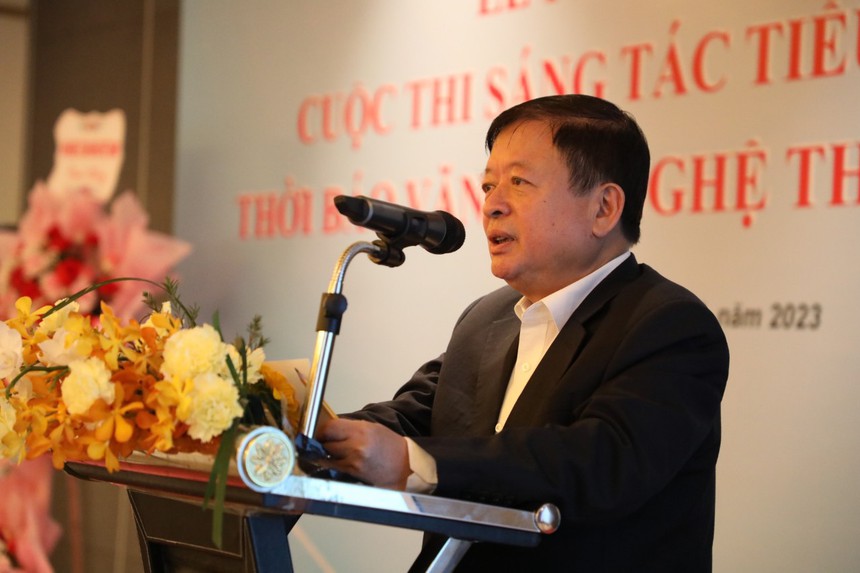 Văn hóa đọc: Không 'sốt ruột' với tương lai của tiểu thuyết - Ảnh 7.