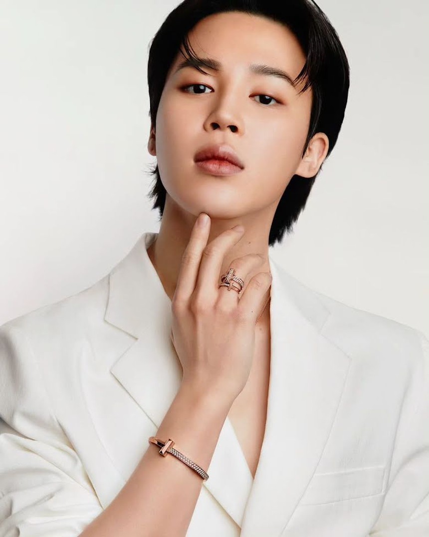 Jimin BTS đã thực sự thay đổi cuộc sống của Kazuha LE SSERAFIM và ảnh hưởng đến vị trí của cô nàng - Ảnh 2.