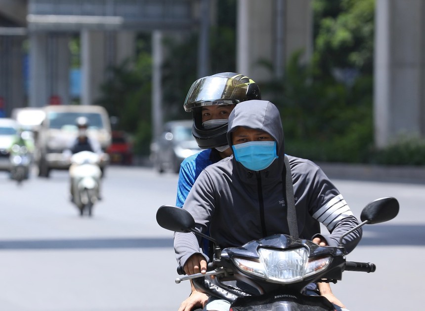 Phía Tây Bắc Bộ và Bắc Trung Bộ có nơi nhiệt độ trên 40 độ C - Ảnh 1.