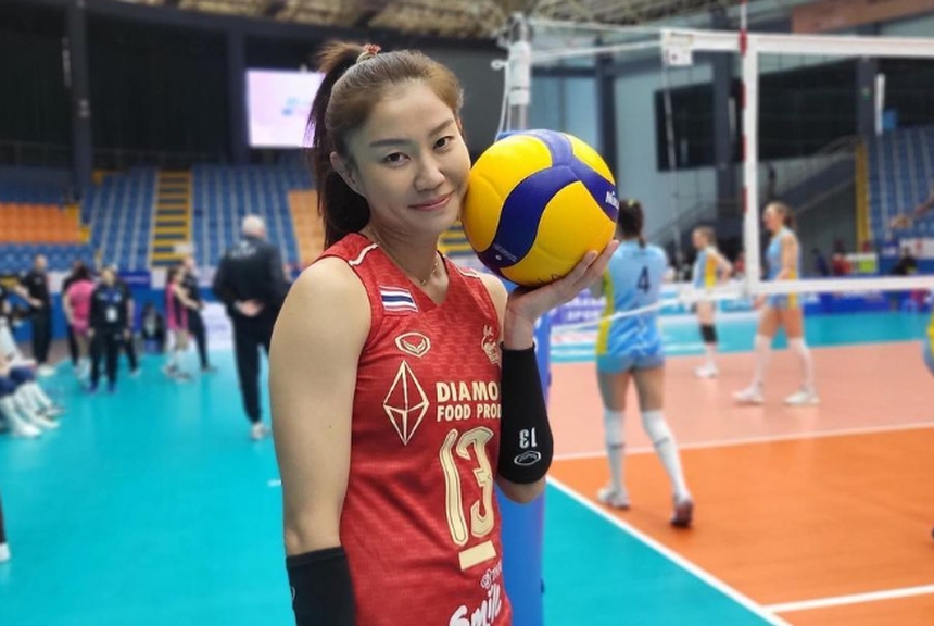 Huyền thoại bóng chuyền Thái Lan Nootsara nói thẳng về Thanh Thúy, fan Việt thốt lên 'phán quá chuẩn' - Ảnh 3.