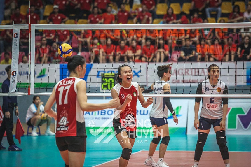 Hot girl bóng chuyền Trần Tú Linh: Từ kẻ thay thế đến niềm hy vọng SEA Games - Ảnh 3. Hot girl bóng chuyền Trần Tú Linh: Từ kẻ thay thế đến niềm hy vọng SEA Games - Ảnh 3.