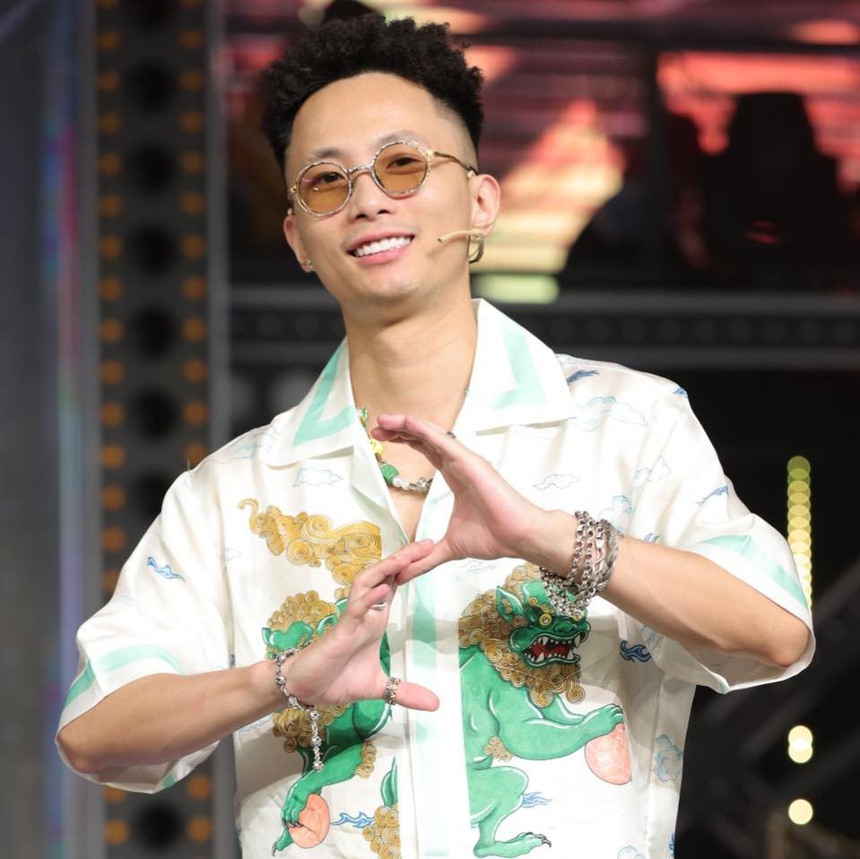 Binz ngậm ngùi chào thua khi “so kè” kiến thức văn học với Rhymastic - Ảnh 3. Binz ngậm ngùi chào thua khi “so kè” kiến thức văn học với Rhymastic - Ảnh 3.