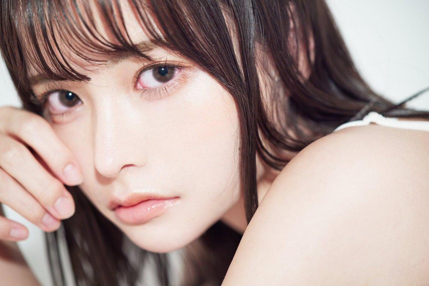 Cùng là bóng dầu: Sao Hàn có đam mê với da glowy, còn sao Nhật lại có 'chấp niệm' với mái tóc dầu nhìn như bết rệt - Ảnh 7.