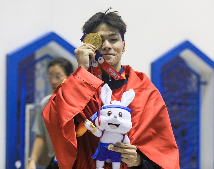 'Kình ngư' 2k3 Việt Nam xuất sắc vượt Thái Lan đem về HCV nhưng vẫn không thể phá kỷ lục của bản thân - Ảnh 9.