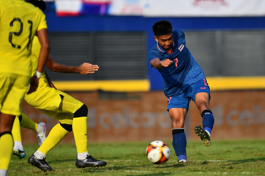 U22 Thái Lan chứng tỏ bản lĩnh ứng viên vô địch - Ảnh 1. U22 Thái Lan chứng tỏ bản lĩnh ứng viên vô địch - Ảnh 1.