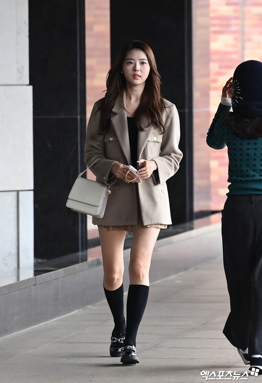 Dàn khách mời khủng lộ diện tại đám cưới Lee Da Hae - Se7en: Jaejoong và Lee Soo Hyuk siêu soái, Gummy và Taeyang có vai trò đặc biệt  - Ảnh 12.