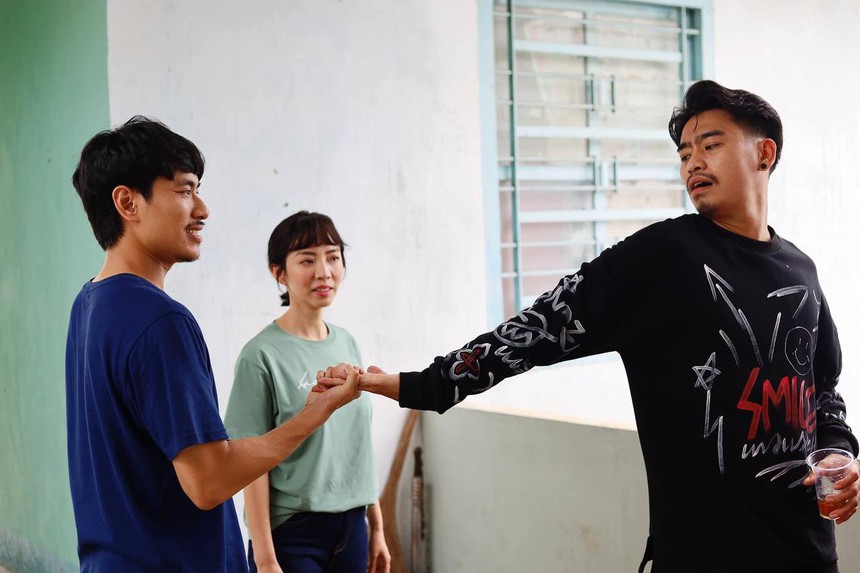 Hai nam chính 'báo' nhất Lật mặt 6: Người có 'vía' trăm tỷ, người được Lý Hải tin tưởng dù 2 lần thi rớt diễn xuất - Ảnh 6.