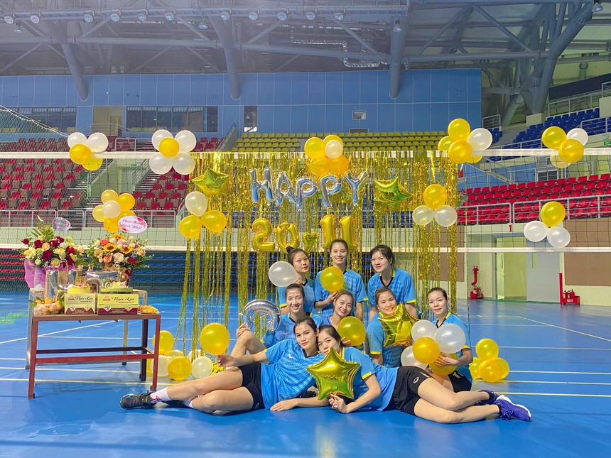 Nhan sắc Vi Thị Như Quỳnh, chủ công thay đổi cục diện giúp bóng chuyền nữ Việt Nam làm nên lịch sử - Ảnh 8.