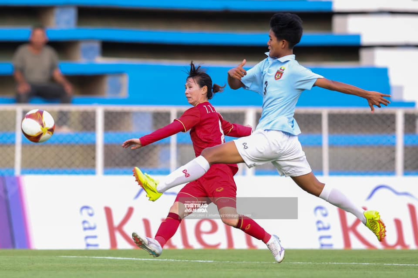 Siêu phẩm đẳng cấp thế giới của Thùy Trang giúp ĐT nữ Việt Nam nhấn chìm Myanmar - Ảnh 2.