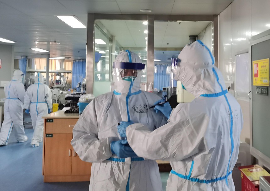 Covid-19 không còn là tình trạng y tế khẩn cấp toàn cầu: Nhìn lại những diễn biến chính của đại dịch Covid-19 - Ảnh 1.