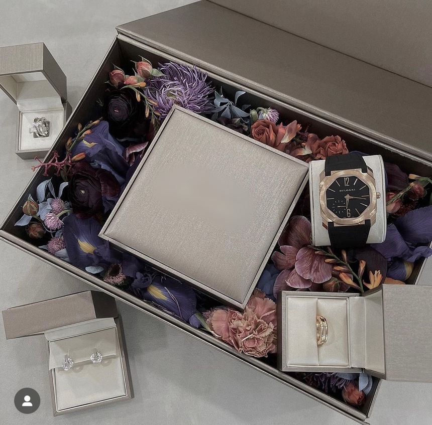 Khối tài sản 'kếch xù' của Sơn Tùng: Đang sinh sống tại villa view sông 50 tỷ, sở hữu xe sang chỉ dành cho giới nhà giàu - Ảnh 19.