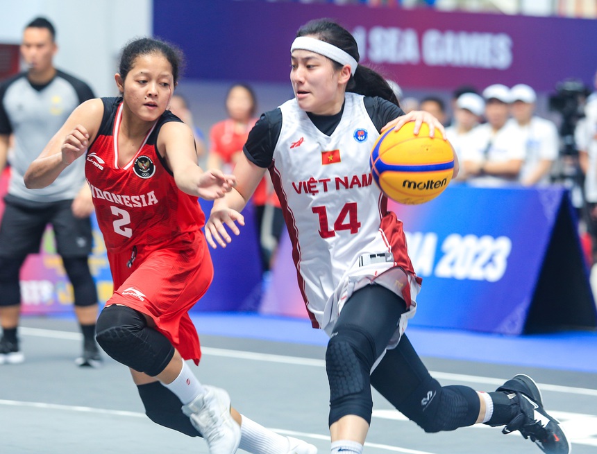 VĐV Việt kiều ăn mừng sung sướng khi giúp tuyển bóng rổ nữ ngược dòng ngoạn mục, chạm một tay vào tấm HCV lịch sử - Ảnh 6.