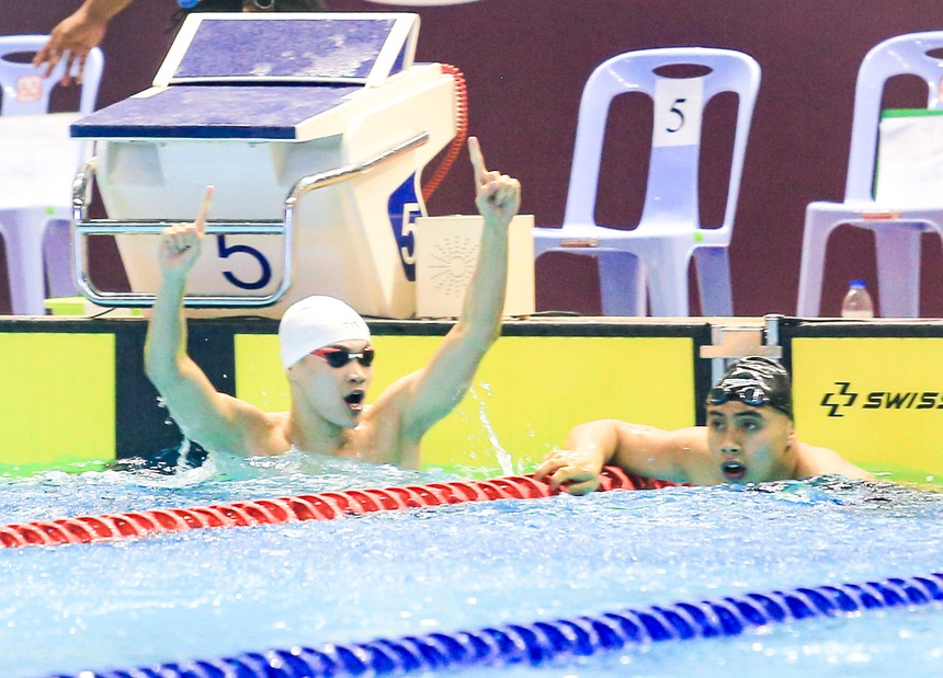 Phá kỷ lục SEA Games, kình ngư Việt Nam tặng HCV cho bà nội quá cố - Ảnh 4.