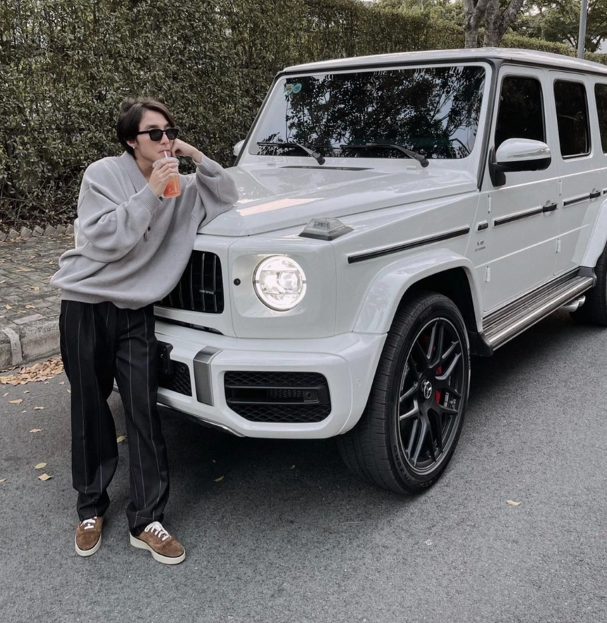 Khối tài sản 'kếch xù' của Sơn Tùng: Đang sinh sống tại villa view sông 50 tỷ, sở hữu xe sang chỉ dành cho giới nhà giàu - Ảnh 5.