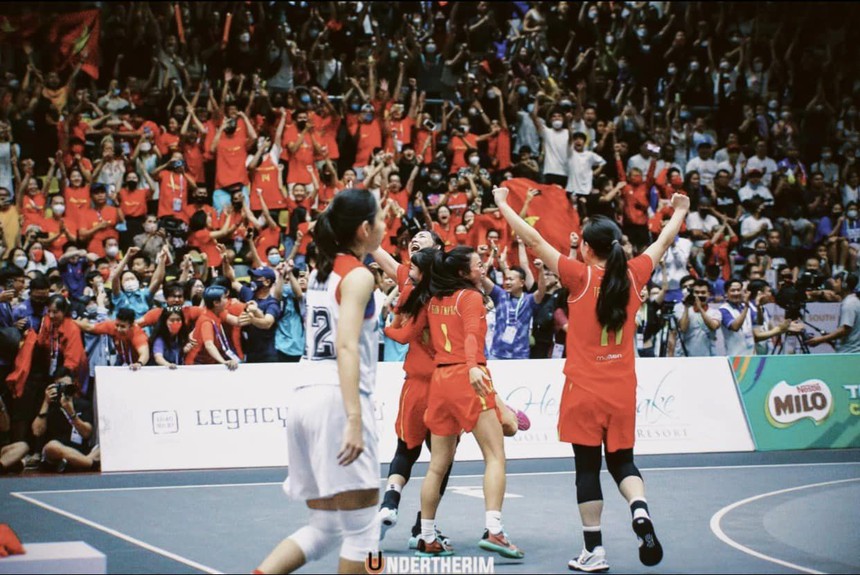 Trương Twins: Cặp song sinh nổi tiếng của bóng rổ Việt Nam, sở hữu lượng fan hùng hậu, thành tích học tập đáng nể - Ảnh 7.