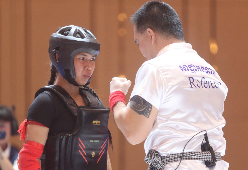 Dự môn võ của Campuchia, võ sĩ Việt Nam đánh knock-out VĐV chủ nhà - Ảnh 4.