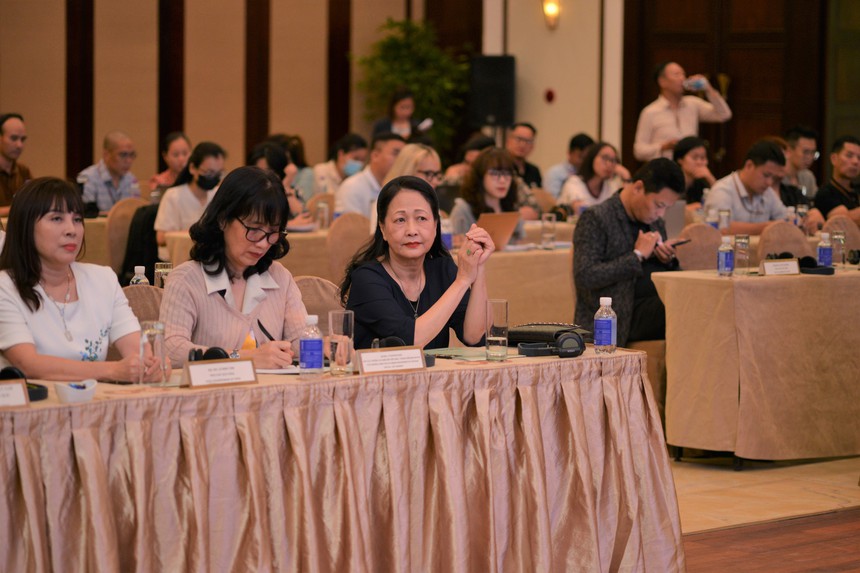 'Mẹ chồng' Lan Hương, Hoa hậu Ngọc Châu xuất hiện ở họp báo liên hoan phim châu Á Đà Nẵng - Ảnh 5. 'Mẹ chồng' Lan Hương, Hoa hậu Ngọc Châu xuất hiện ở họp báo liên hoan phim châu Á Đà Nẵng - Ảnh 5.