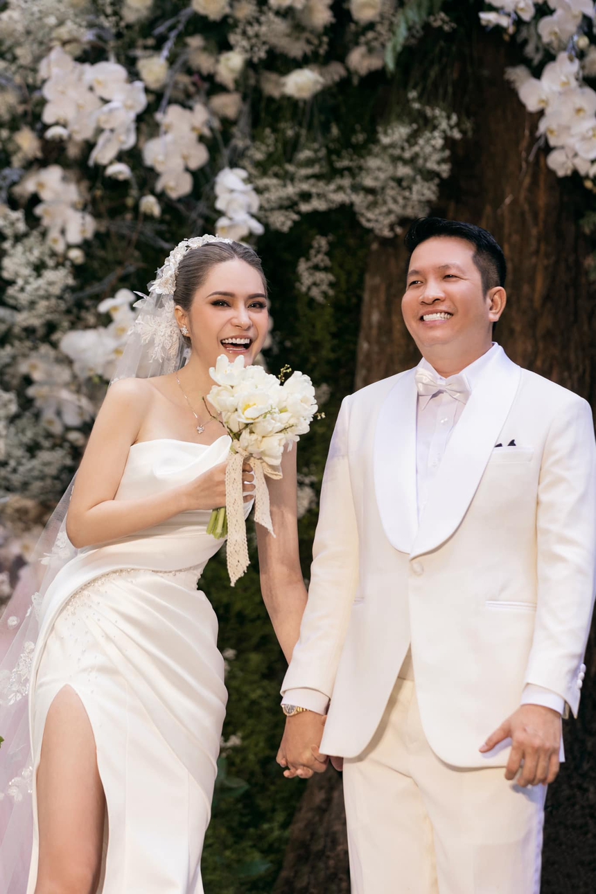 Đoàn Di Băng và ông xã doanh nhân từng tiết lộ khế ước hôn nhân về chuyện ngoại tình: Lý do không cần giữ chồng khư khư mà vẫn hạnh phúc là đây! - Ảnh 3.