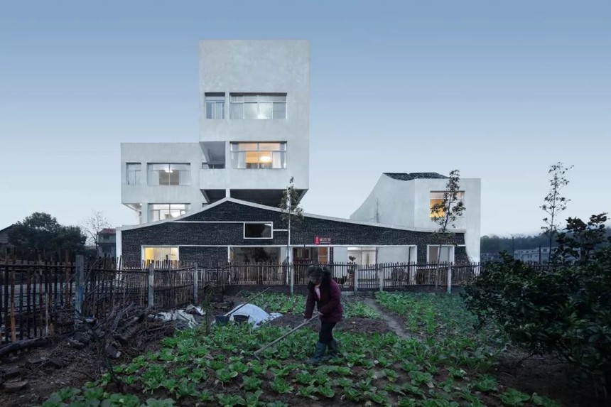 3 anh em góp tiền xây biệt thự 560m2 báo hiếu cha mẹ: Tổng chi phí hết 3 tỷ đồng, là mái ấm tiện nghi cho gia đình 4 thế hệ - Ảnh 8.