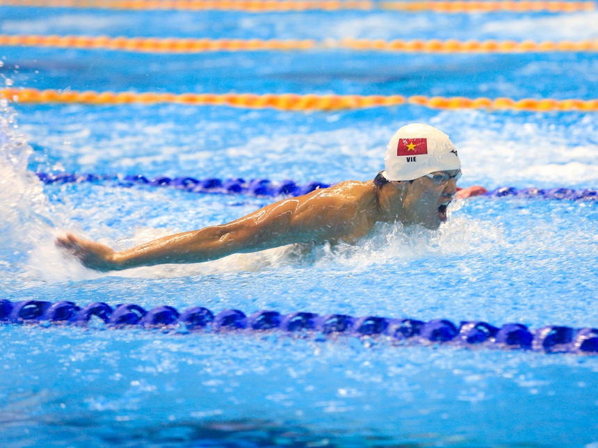 VĐV Singapore khóc như đứa trẻ khi giành HCV, VĐV 1m90 của Việt Nam bần thần vì "đánh rơi" huy chương - Ảnh 10.