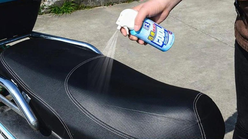 4 cách giúp hạ nhiệt cấp tốc cho yên xe máy ngày nắng đổ lửa - Ảnh 6.