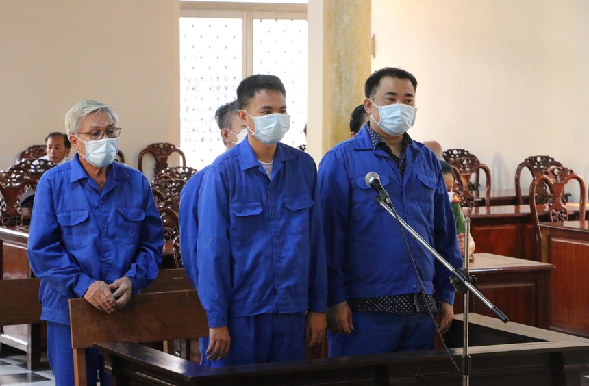 Xét xử vụ chi 20 tỷ đồng để 'điều chuyển' Giám đốc Công an tỉnh An Giang - Ảnh 2.