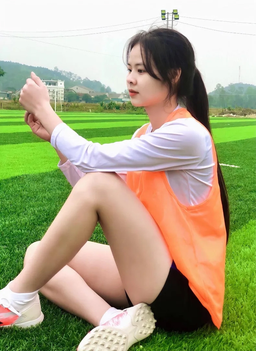 Báo Thái Lan ngỡ ngàng trước nhan sắc thiên thần của hoa khôi bóng chuyền thi Hoa hậu thế giới Việt Nam - Ảnh 9.