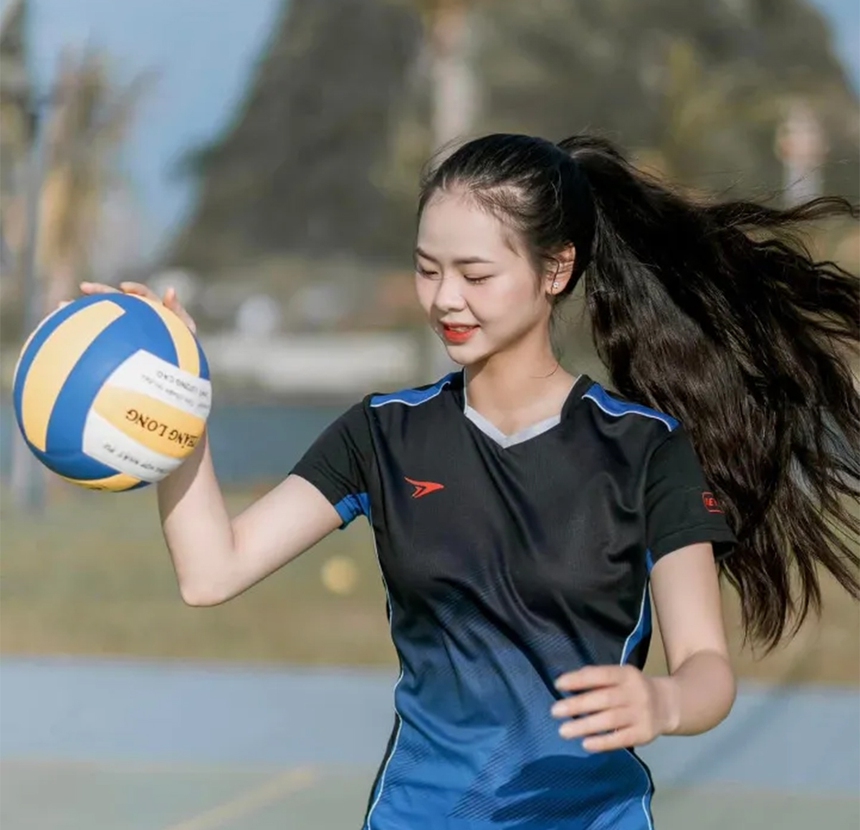 Báo Thái Lan ngỡ ngàng trước nhan sắc thiên thần của hoa khôi bóng chuyền thi Hoa hậu thế giới Việt Nam - Ảnh 8.