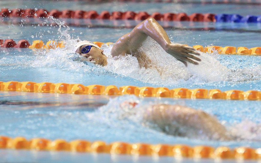 Hòa Minzy đến Campuchia, cổ vũ đội tuyển bơi Việt Nam  - Ảnh 5.