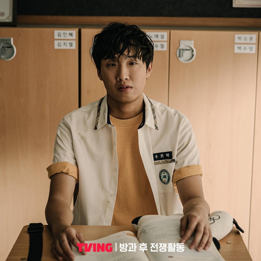 Phim Hàn sắp ra mắt LHP Cannes của Song Joong Ki tung poster chính thức - Ảnh 3. Phim Hàn sắp ra mắt LHP Cannes của Song Joong Ki tung poster chính thức - Ảnh 3.