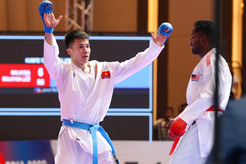 Karate Việt Nam ngược dòng giây cuối như phim hành động, giành vàng SEA Games với kịch bản điên rồ - Ảnh 1. Karate Việt Nam ngược dòng giây cuối như phim hành động, giành vàng SEA Games với kịch bản điên rồ - Ảnh 1.