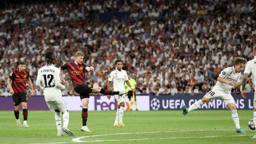 Ancelotti kêu ca trọng tài về bàn thắng của De Bruyne, Pep Guardiola lý giải Haaland tịt ngòi - Ảnh 5. Ancelotti kêu ca trọng tài về bàn thắng của De Bruyne, Pep Guardiola lý giải Haaland tịt ngòi - Ảnh 5.