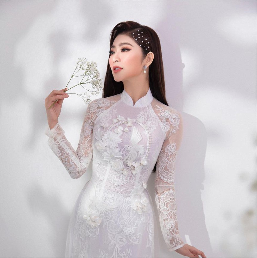 Sao nữ Vbiz để lộ vòng 2 lùm lùm và rổ hint nghi vấn mang thai hậu bí mật đăng ký kết hôn - Ảnh 6. Sao nữ Vbiz để lộ vòng 2 lùm lùm và rổ hint nghi vấn mang thai hậu bí mật đăng ký kết hôn - Ảnh 6.