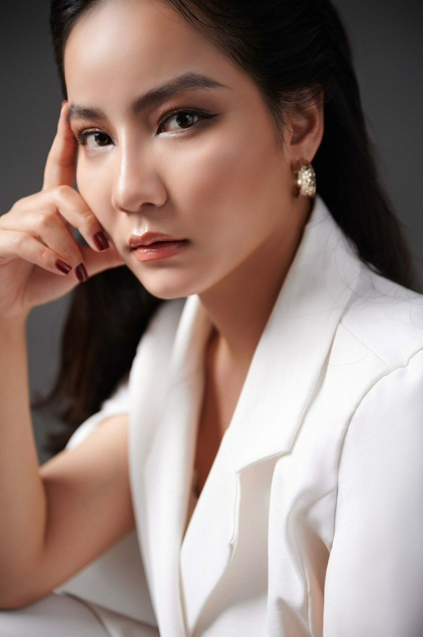 Nữ ca sỹ opera trẻ làm liveshow 'chào sân' thị trường nhạc Việt - Ảnh 6.