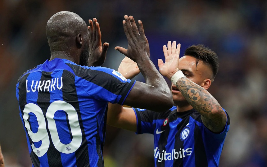 Champions League - Lượt đi vòng bán kết, Hàng công Milan và Inter: Cuộc chiến không cân sức - Ảnh 1.