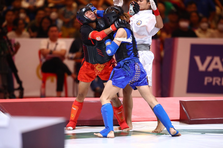 Võ sĩ Việt Nam chỉ tập 3 tháng, thắng luôn chủ nhà để giành HCV môn võ của Campuchia - Ảnh 1.