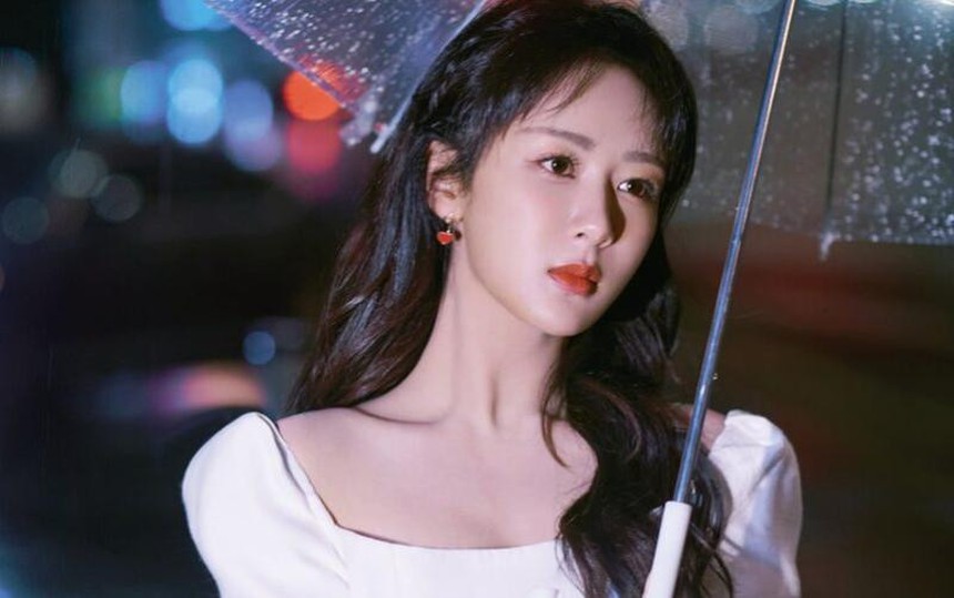 Nàng tiểu hoa bị chê quá già so với 5 bạn diễn nam, phim hay cũng không khiến dân tình háo hức nổi - Ảnh 1.