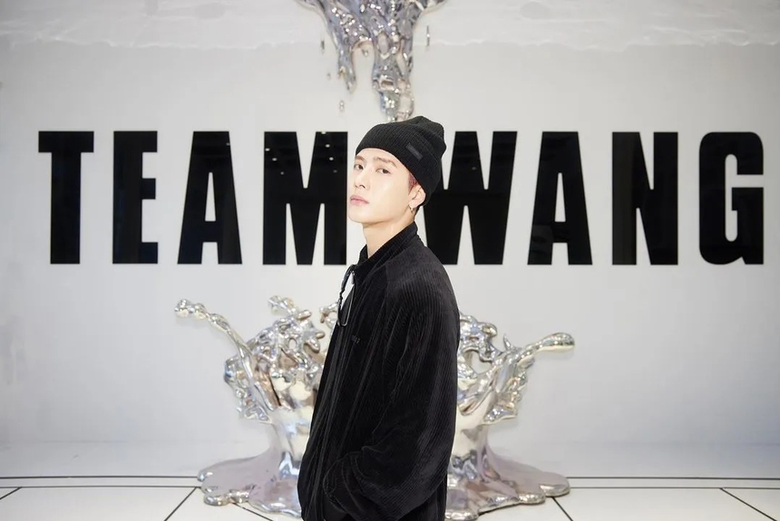 Thần tượng K-pop trở thành 'ông trùm' thời trang: G-Dragon, Baekhyun EXO… - Ảnh 2.