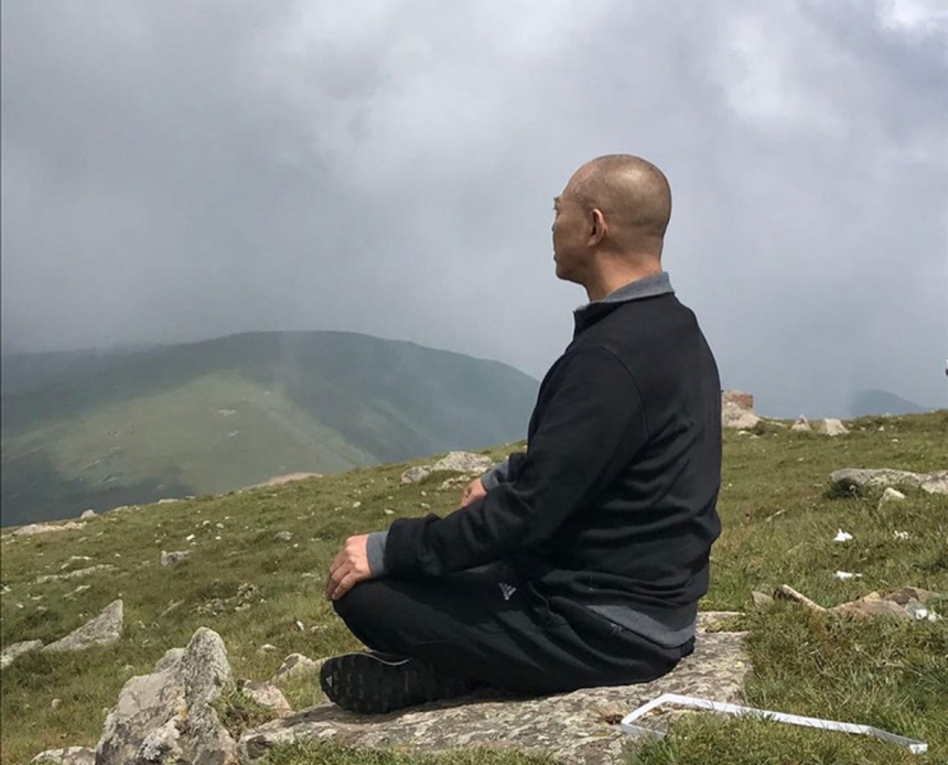 Lý Liên Kiệt trong video mới, netizen thốt lên: 'Trông như cụ ông 80' - Ảnh 3. Lý Liên Kiệt trong video mới, netizen thốt lên: 'Trông như cụ ông 80' - Ảnh 3.