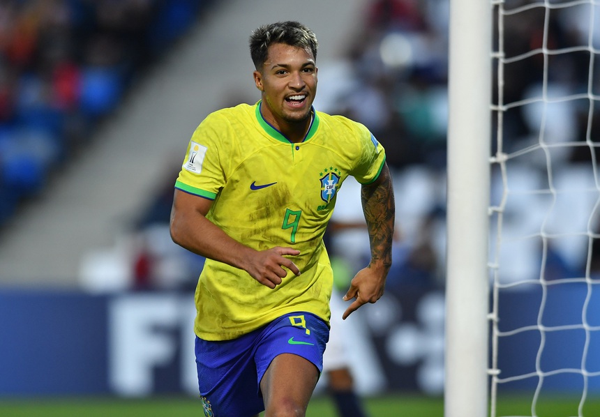 Tin chuyển nhượng MU 1/6: Bruno Fernandes sắm vai "siêu cò" giúp MU mua Goncalo Ramos - Ảnh 4.