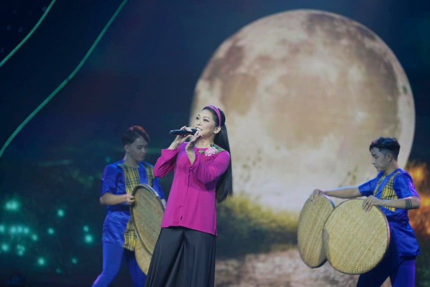 Như Quỳnh hồi xuân nhờ bạn trai kém 12 tuổi - Ảnh 2.